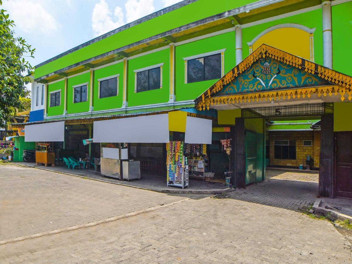 Spot On 92340 Lida Medan