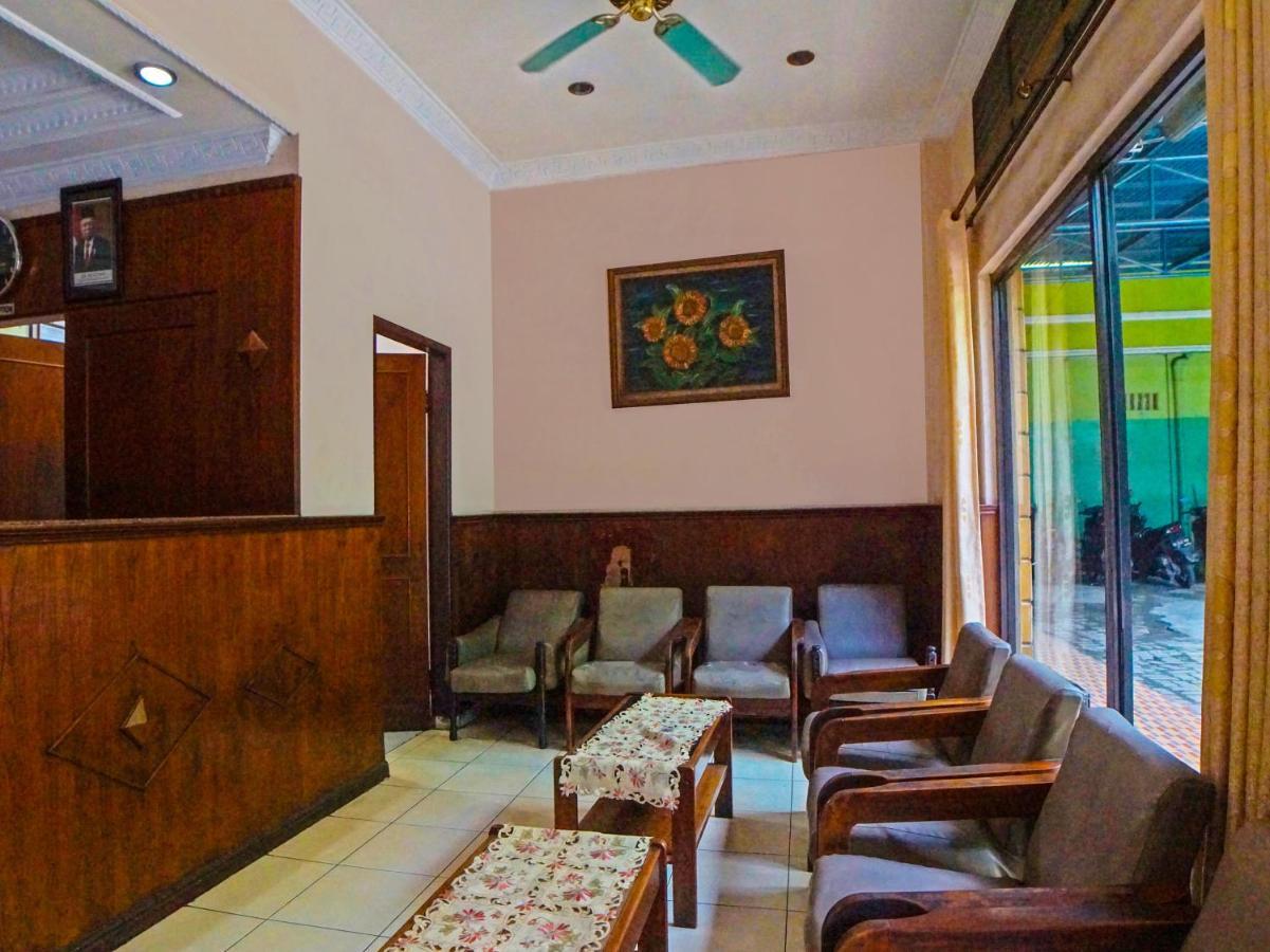 Hotel Spot On 92340 Lida Medan